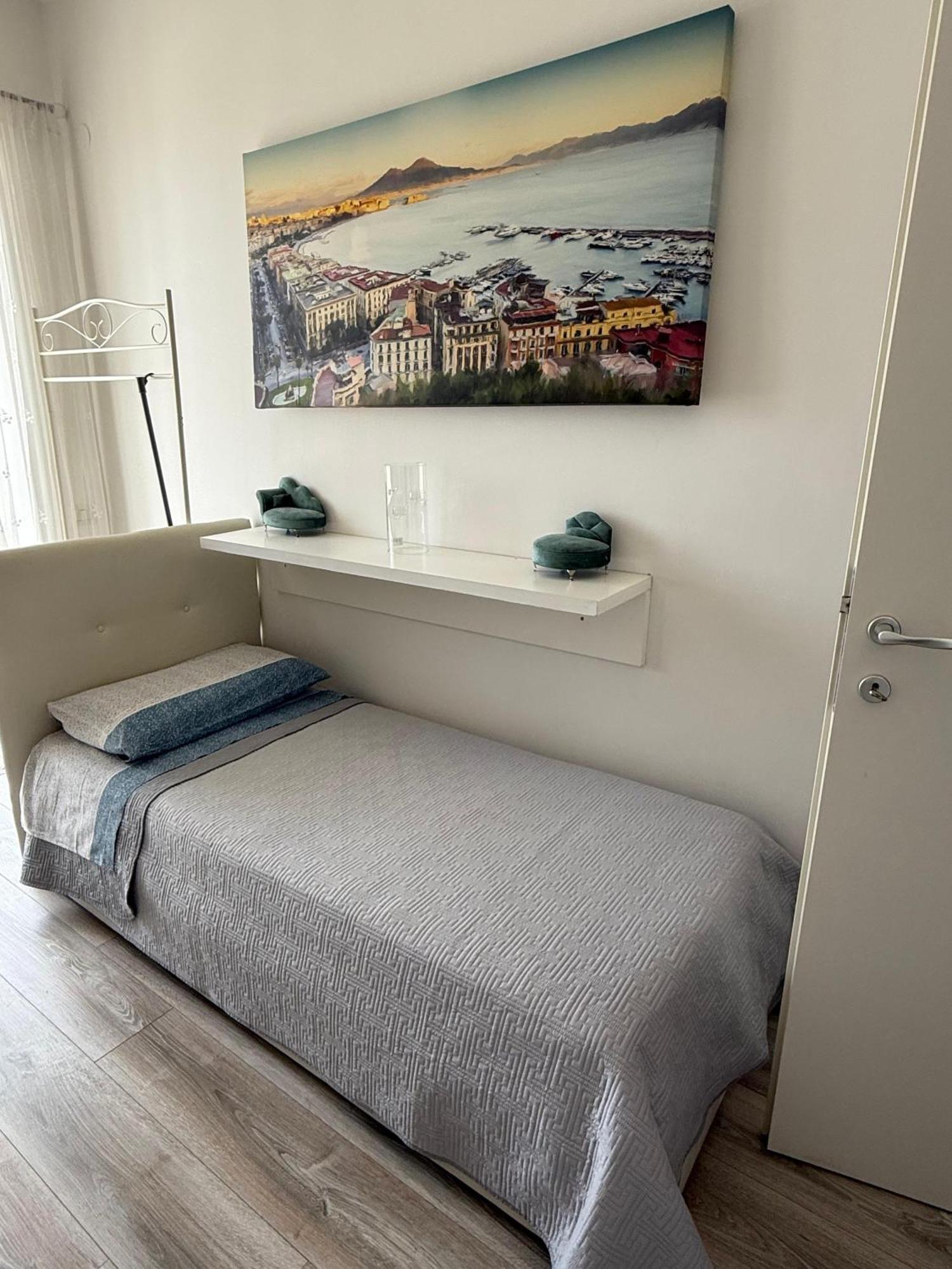 Panoramic Apartment Napoli Bagian luar foto